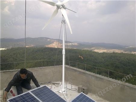 昆明阿拉瞭望台 600W光伏发电+600W风力发电机 风光互补发电系统 瞭望台光伏供电