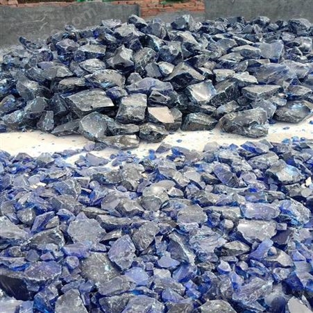 超辉厂家货源 大块玻璃块 钴蓝色 微景观石 不规则玻璃石