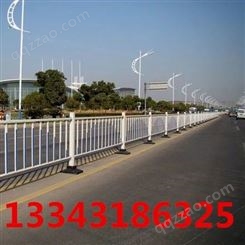锌钢市政护栏隔离栏公路防护栏马路交通护栏铁艺道路防撞护栏