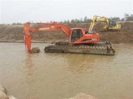 沼泽地挖掘机出租 郴州水上挖机出租供应
